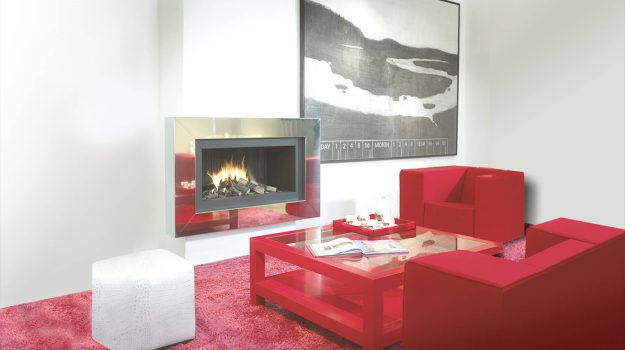 840BR steel fireplace that has a wide fire opening which overlooks the main lounge area