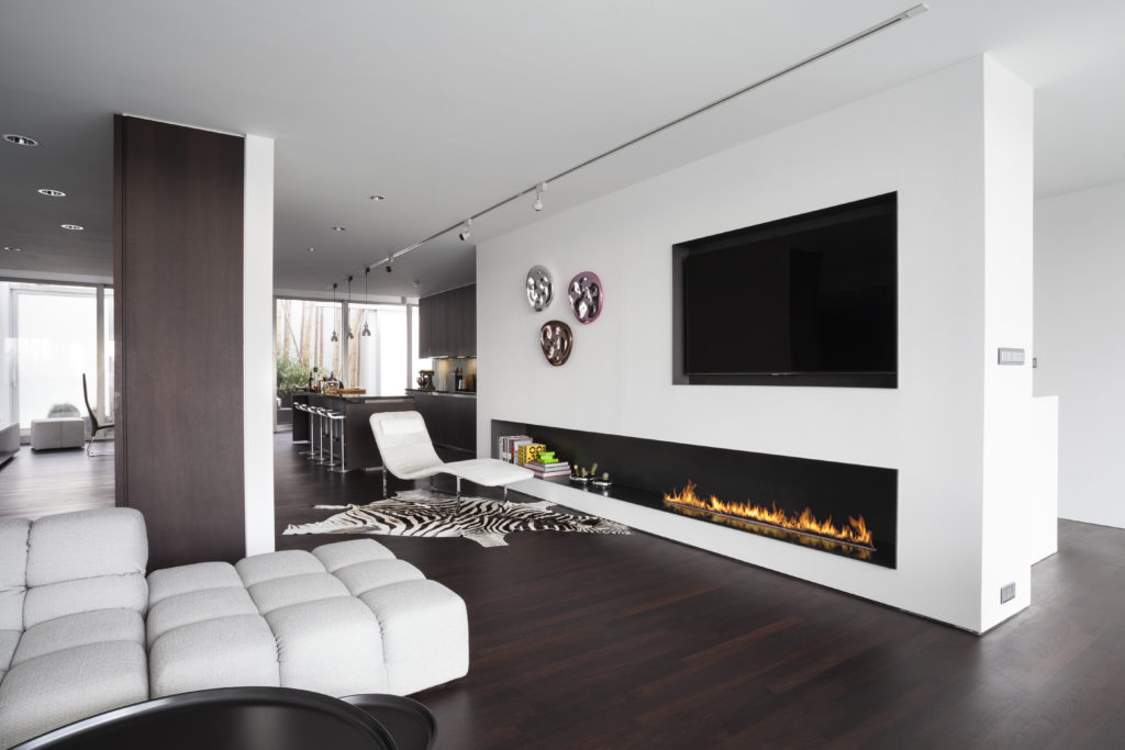 bespoke bioethanol fire with long linear flame